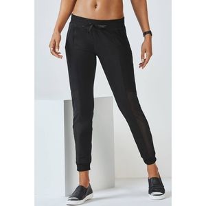 NWT Fabletics Linda Jogger